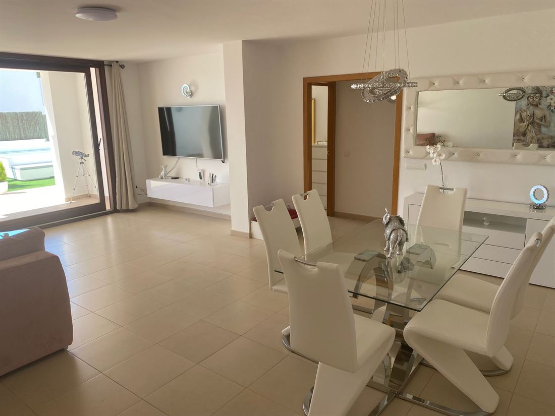 Very centrally located apartment for sale in Sant Rafael