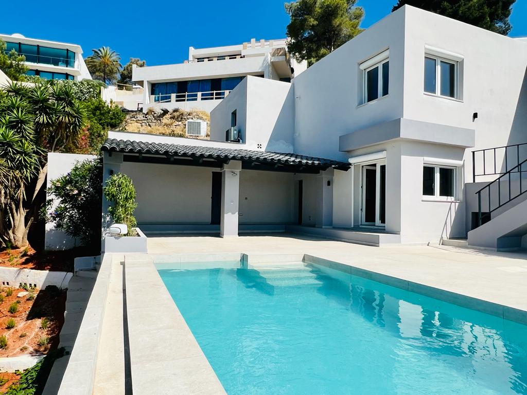 Wonderful villa with nice view to d'alt Villa and Formentera for sale in Can Furnet
