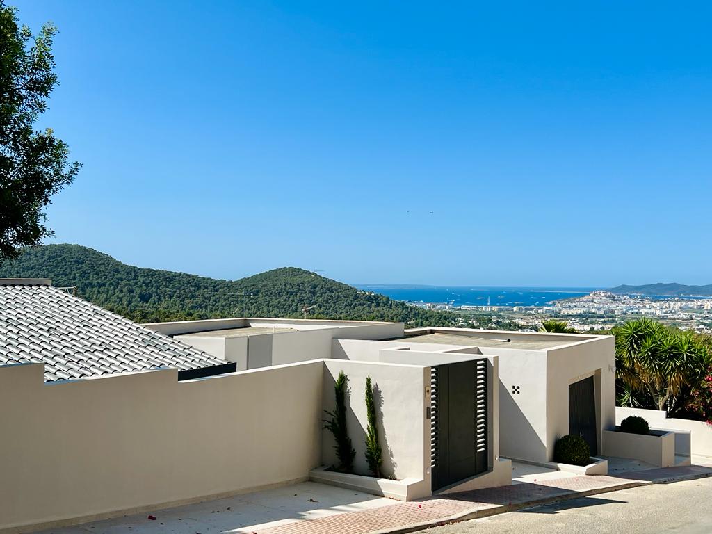 Wonderful villa with nice view to d'alt Villa and Formentera for sale in Can Furnet