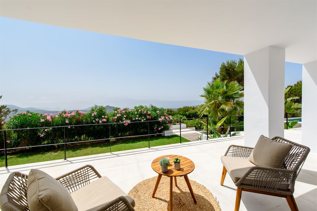 Beautiful 6 bedroom villa for sale in Es Cubells, Ibiza, Spain