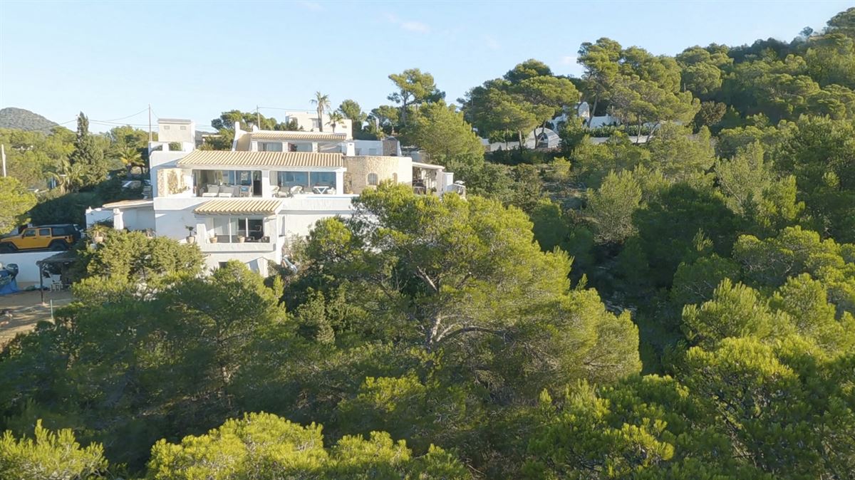 Nice Villa situated in the tranquil embrace of Cap Negret - Cala Gracio