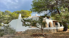 Frontline finca including boathouse with a Blakstad Project in Cala Llenya