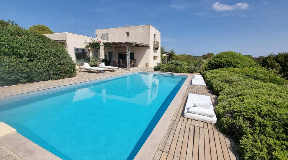 Charming villa in Formentera for sale
