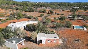 Exclusive finca in the midst of unspoiled nature with guest house near Santa Gertrudis