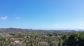 Finca with 81.000m2 of land and breathtaking sea views for sale