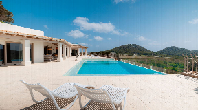 Exquisite villa in Ibiza with incomparable views