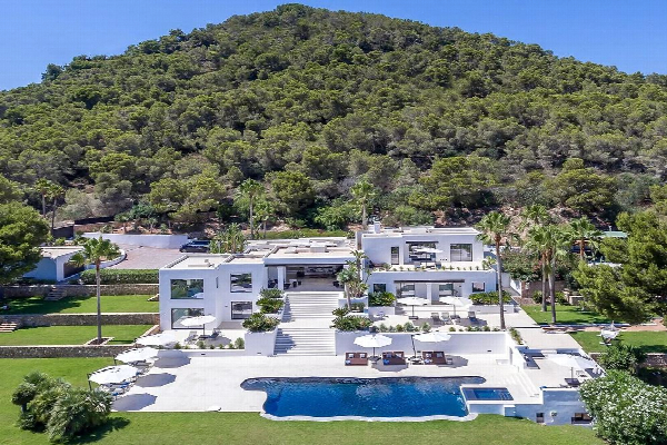 Villa Can Nemo the most luxurious property for rent in Ibiza